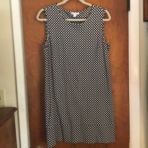 Black and white NY & co sheath dress size large